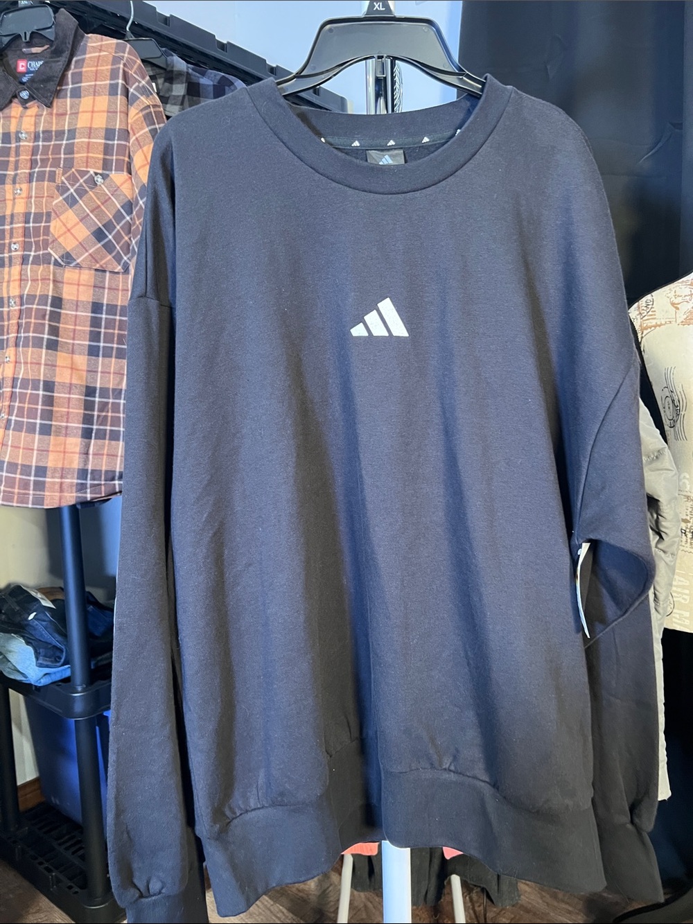Adidas Men's Black Crewneck Sweatshirt - Classic Logo